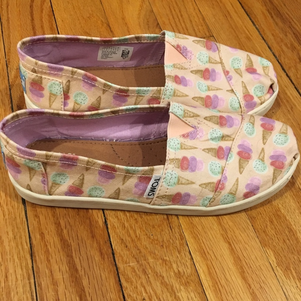 TOMS size 3, EUC